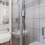 Kyriad Direct Bordeaux Est 2* Lormont