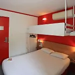 Hotel Kyriad Direct Bordeaux Est 2*