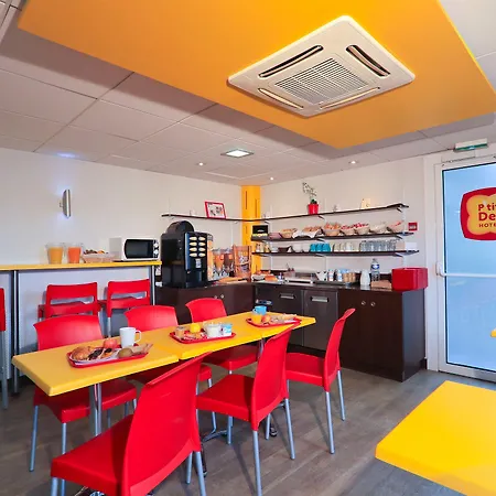 Kyriad Direct Bordeaux Est Hotel Lormont