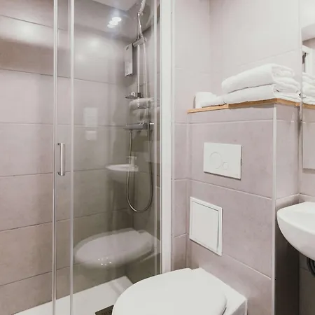 Kyriad Eco - Bordeaux Est Lormont فندق