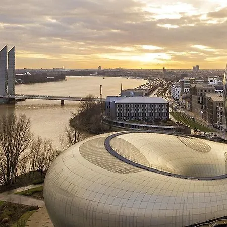 فندق Kyriad Eco - Bordeaux Est Lormont 2*