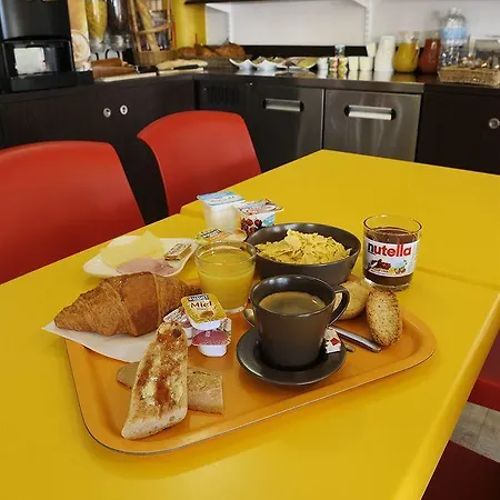 Kyriad Direct Bordeaux Est Szálloda