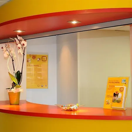 Kyriad Direct Bordeaux Est 2*