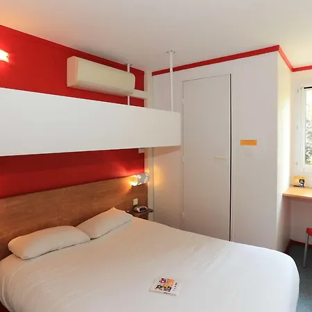 Kyriad Direct Bordeaux Est Hotel 2*
