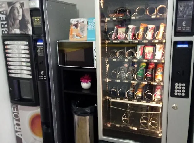 Kyriad Direct Bordeaux Est Hotel Lormont