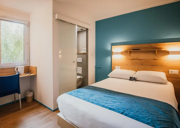 Kyriad Direct Bordeaux Est 2*