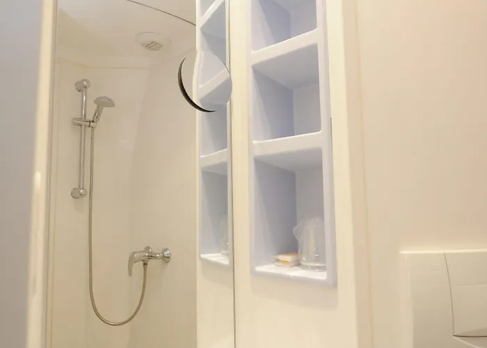 Kyriad Direct Bordeaux Est 2* Lormont