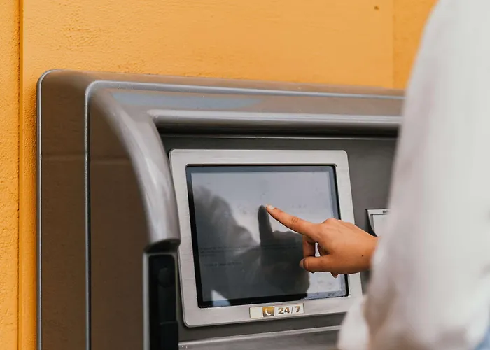 Kyriad Direct Bordeaux Est 2*