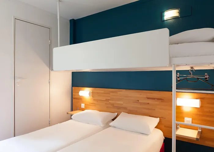 Kyriad Direct Bordeaux Est Hotel 2*